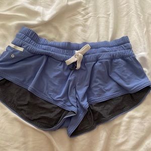 Lululemon shorts size 4